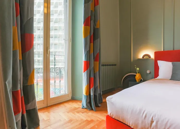 Luxury Apartment In Isola - Ca24