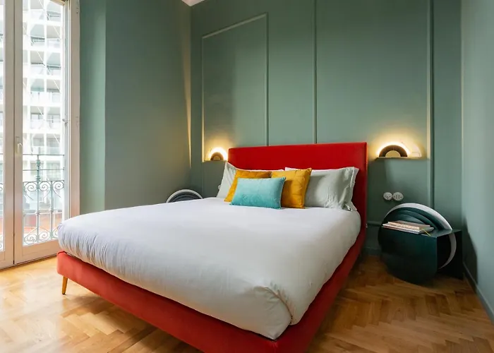 Luxury Apartment In Isola - Ca24